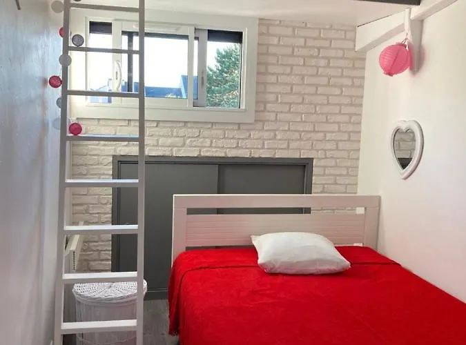 T2 - Le Sporting Apartment